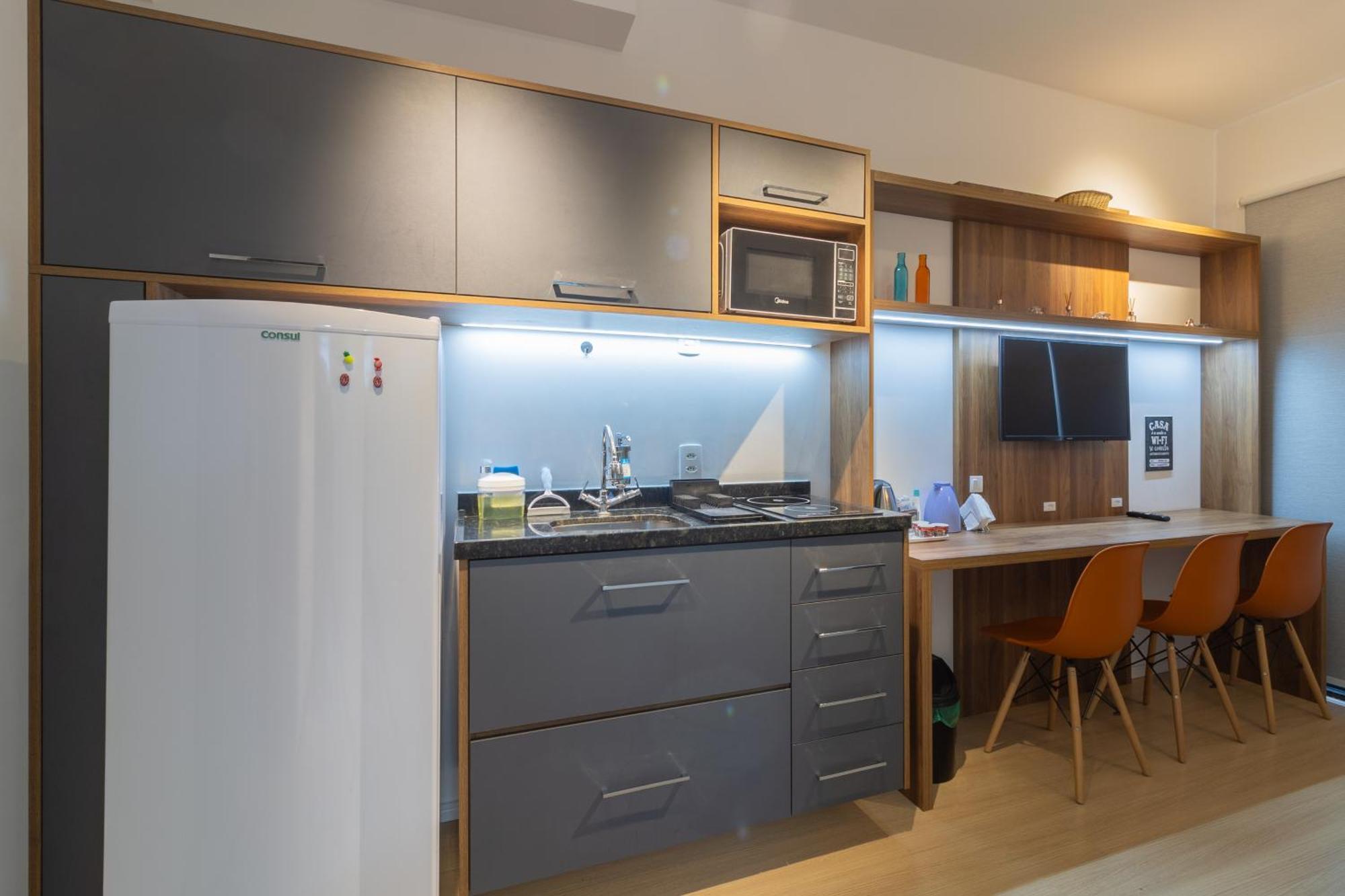 Flat Com Quarto Separado E Varanda A 200M Do Metro Vila Madalena Apartment