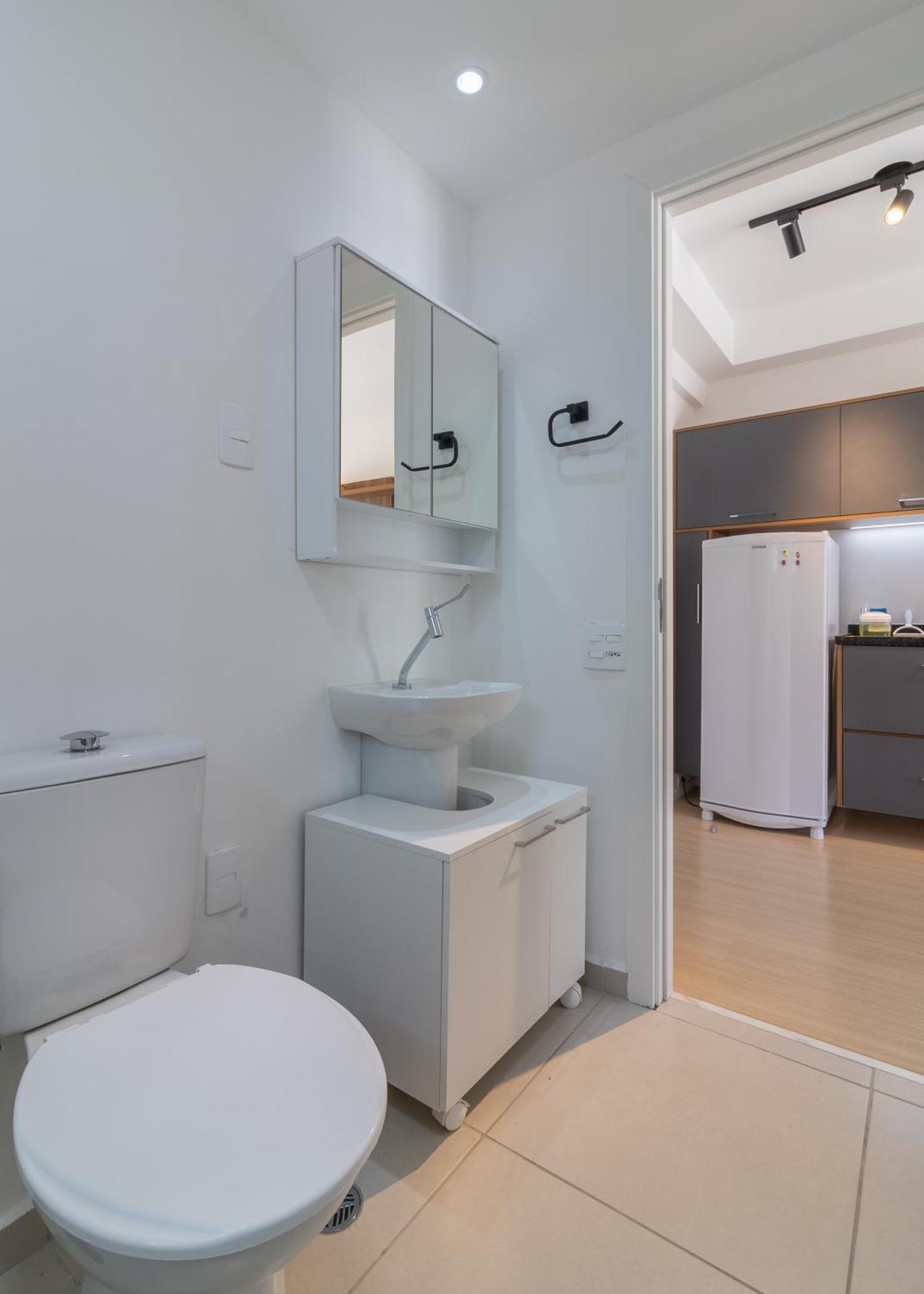 Flat Com Quarto Separado E Varanda A 200M Do Metro Vila Madalena *